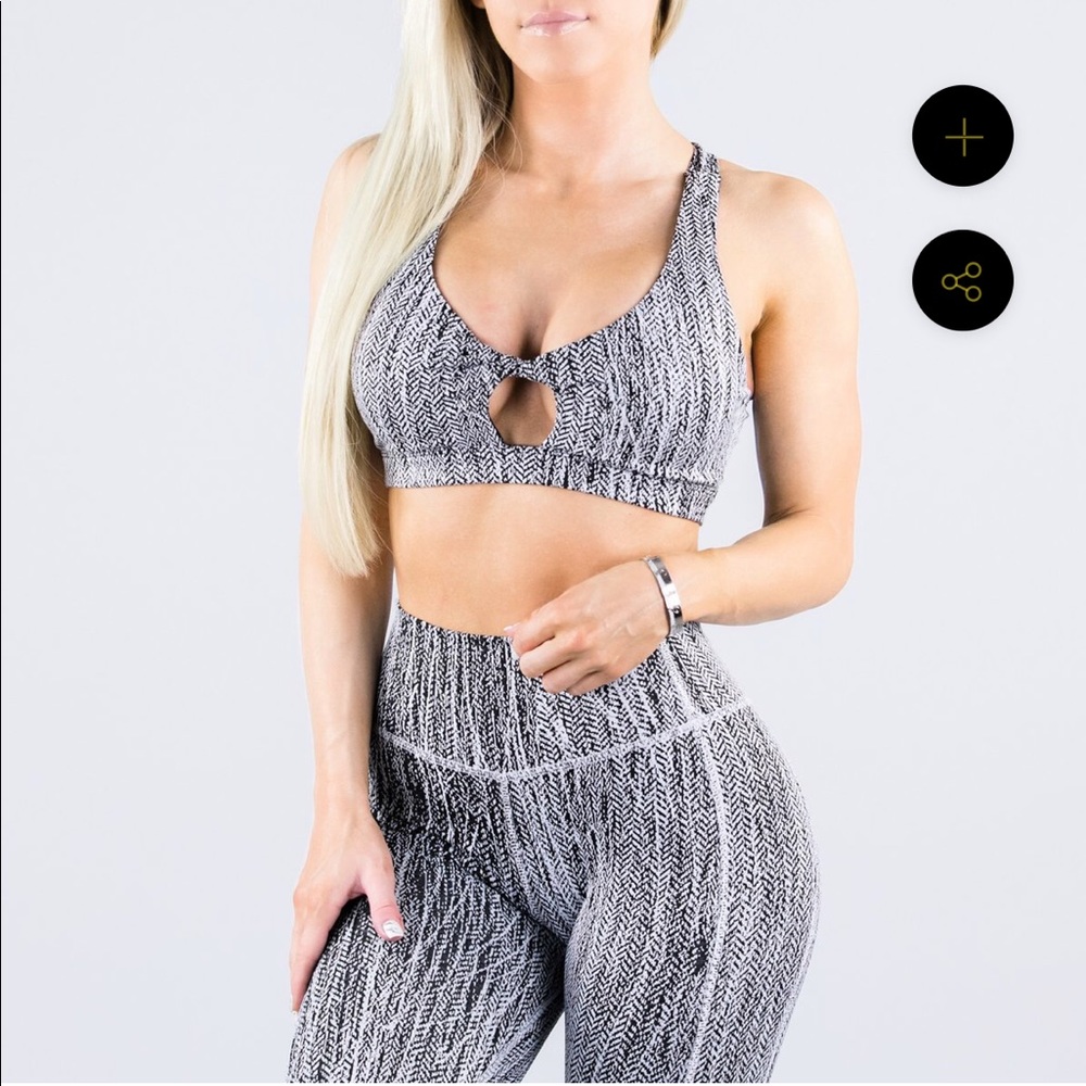❌SOLD❌ BuffBunny Jaqard Sports Bra